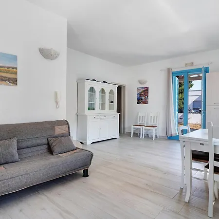 Azzurra Villa *
